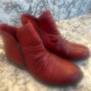 Miz Mooz Women's Red Ankle Booties